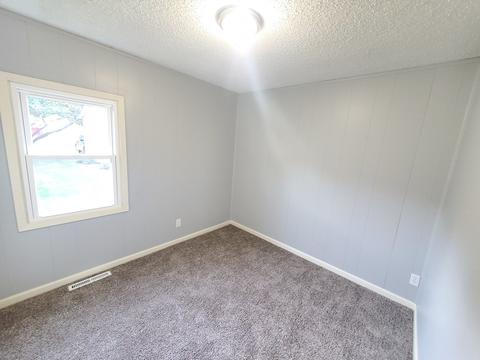 207 E Park St, Plano, IL 60545 photo 6