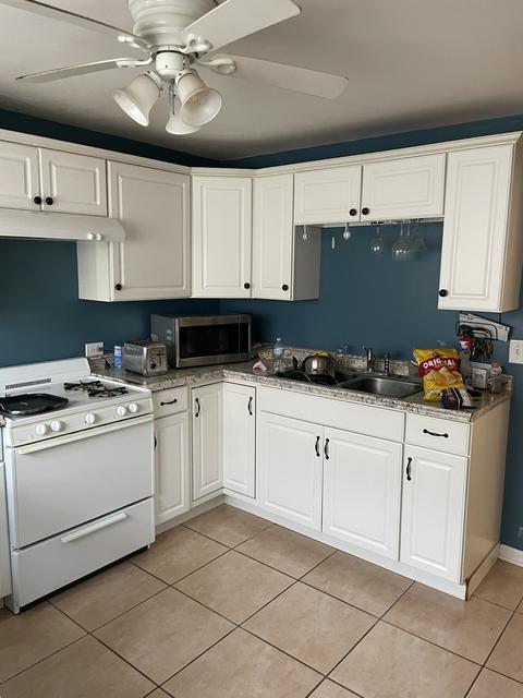 10843 S Avenue D, Chicago, IL 60617 photo 6
