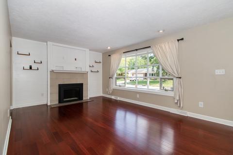 402 E Summit St, Normal, IL 61761 photo 4