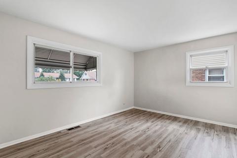 8700 Cranbrook Ln, Bridgeview, IL 60455 photo 7