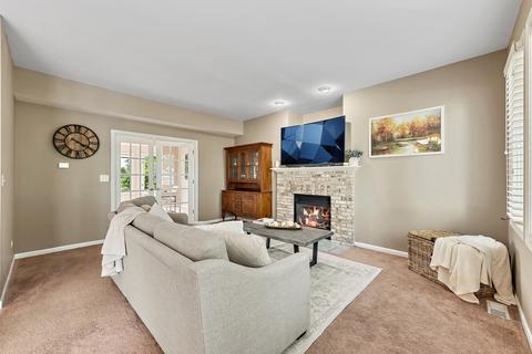 1915 Indigo Ct, Johnsburg, IL 60051 photo 11