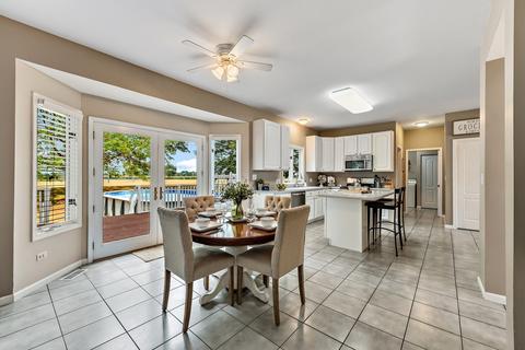 1915 Indigo Ct, Johnsburg, IL 60051 photo 8
