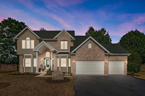 1915 Indigo Ct, Johnsburg, IL 60051 photo 1