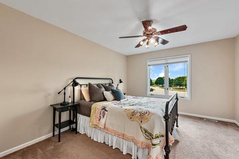 1915 Indigo Ct, Johnsburg, IL 60051 photo 14