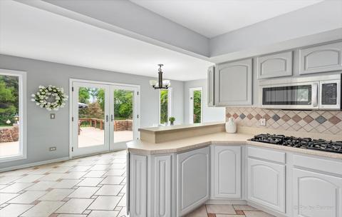 30 W761 Army Trail Rd, Wayne, IL 60184 photo 8