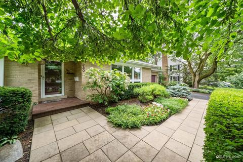 230 Elm St, Wheaton, IL 60189 photo 2