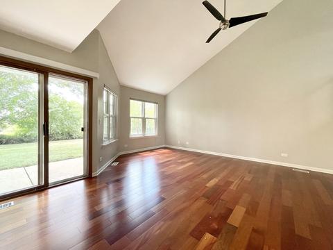718 Brandon Pl, Wheeling, IL 60090 photo 9