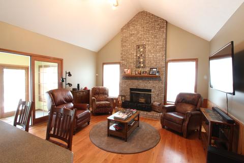5351 Karen St, Danvers, IL 61732 photo 21