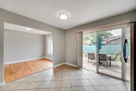 7901 W 76th St, Bridgeview, IL 60455 photo 7