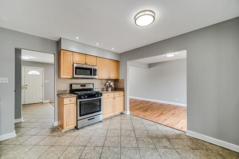 7901 W 76th St, Bridgeview, IL 60455 photo 6