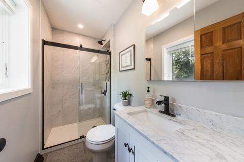 1009 Douglas Rd, Elgin, IL 60120 photo 17