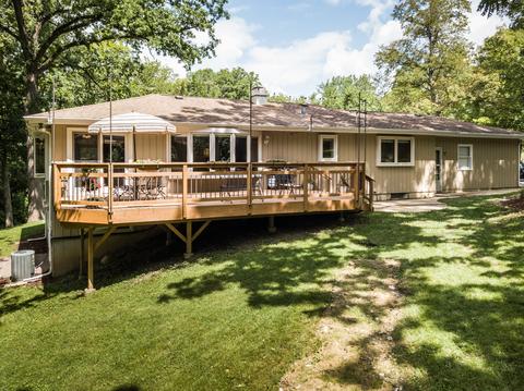 1009 Douglas Rd, Elgin, IL 60120 photo 31