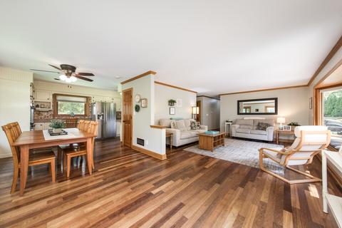 1009 Douglas Rd, Elgin, IL 60120 photo 9