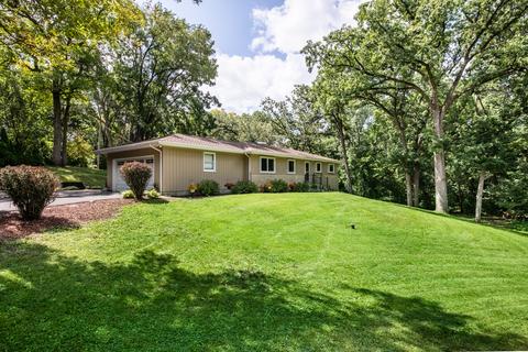 1009 Douglas Rd, Elgin, IL 60120 photo 1