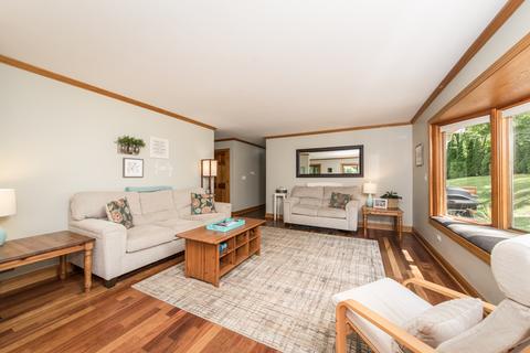1009 Douglas Rd, Elgin, IL 60120 photo 11
