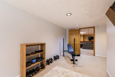 1009 Douglas Rd, Elgin, IL 60120 photo 23