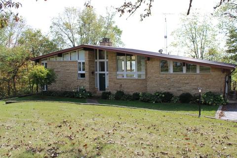 4012 E Mount Sumner Rd, Apple River, IL 61001 photo 1