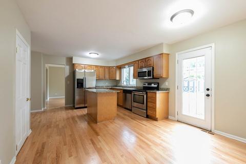 1804 N Beech Rd, Mount Prospect, IL 60056 photo 8