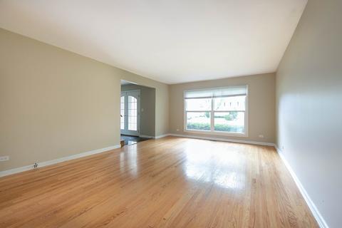 1804 N Beech Rd, Mount Prospect, IL 60056 photo 4