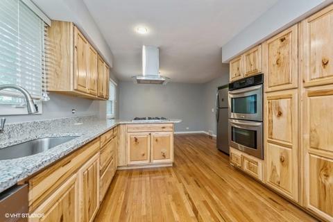 3102 Miller Dr, Mchenry, IL 60050 photo 2
