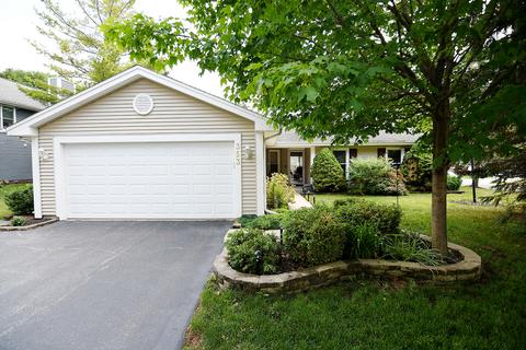 353 Bayberry Dr, Algonquin, IL 60102 photo 1