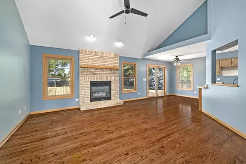 1700 Edgewater Dr, Morris, IL 60450 photo 5