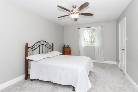 1029 Briarcliffe Blvd, Wheaton, IL 60189 photo 11