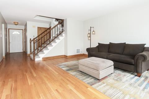 1029 Briarcliffe Blvd, Wheaton, IL 60189 photo 10