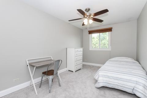 1029 Briarcliffe Blvd, Wheaton, IL 60189 photo 14