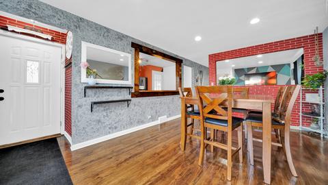 4530 S Laporte Ave, Chicago, IL 60638 photo 3
