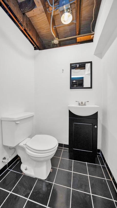 4530 S Laporte Ave, Chicago, IL 60638 photo 19
