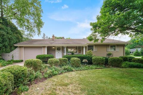 1201 Parkview Dr, Elgin, IL 60123 photo 1