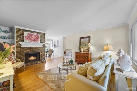 1201 Parkview Dr, Elgin, IL 60123 photo 4