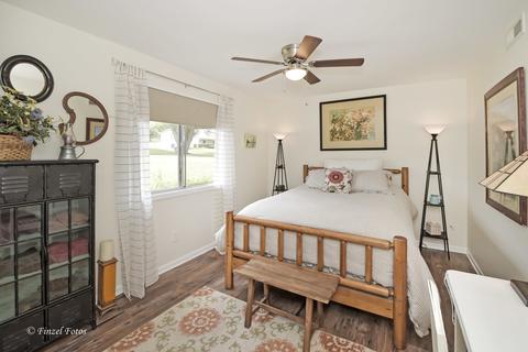 606 Waters Edge Dr #1B, Mchenry, IL 60050 photo 8