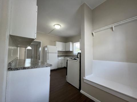 476 Saint Charles St, Elgin, IL 60120 photo 15