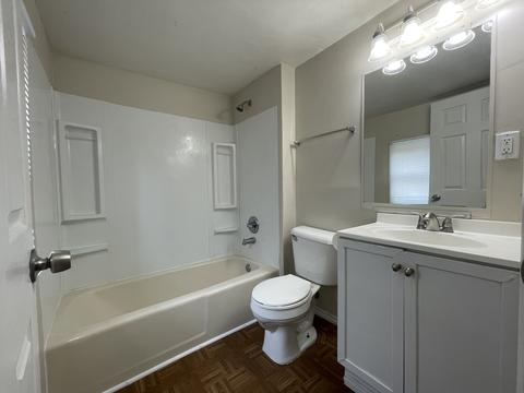476 Saint Charles St, Elgin, IL 60120 photo 18