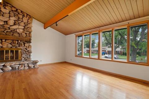 118 Roxbury Ln, Des Plaines, IL 60018 photo 4