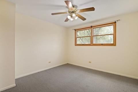 118 Roxbury Ln, Des Plaines, IL 60018 photo 15