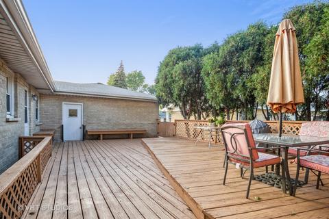2739 Rusty Dr, Des Plaines, IL 60018 photo 15