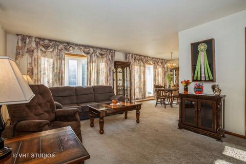 2739 Rusty Dr, Des Plaines, IL 60018 photo 3