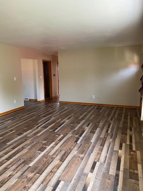 75 E Circle Dr, Streator, IL 61364 photo 4