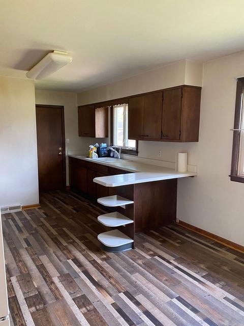 75 E Circle Dr, Streator, IL 61364 photo 5