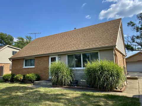 6927 Olympic Dr, Bridgeview, IL 60455 photo 2