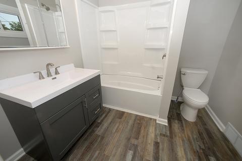 201 19th Ave, Naplate, IL 61350 photo 6