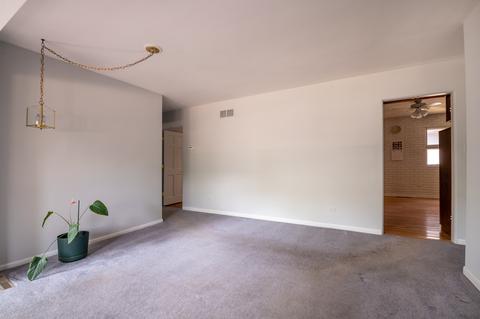 1017 Lakeside Dr, Wheaton, IL 60187 photo 7