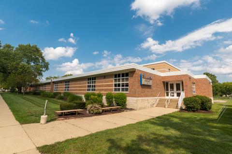 1017 Lakeside Dr, Wheaton, IL 60187 photo 39