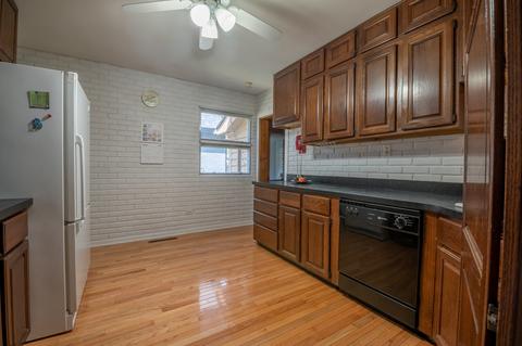 1017 Lakeside Dr, Wheaton, IL 60187 photo 10