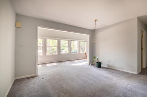 1017 Lakeside Dr, Wheaton, IL 60187 photo 6