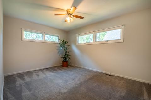 1017 Lakeside Dr, Wheaton, IL 60187 photo 21