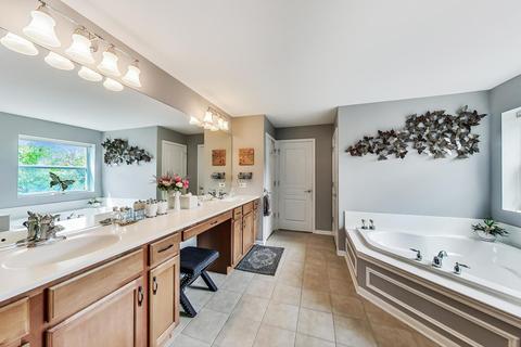 784 Crosswind Ln, Lindenhurst, IL 60046 photo 27